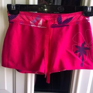 Girls size 7 reversible Limited 2 shorts NWOT